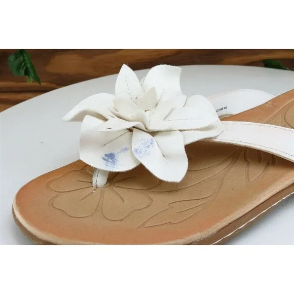 Born concept Sz 6 M White Flip Flop Synthetic Women Sandals - Picture 2 of 9